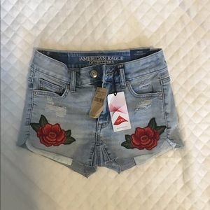 NEW WITH TAGS American Eagle shorts